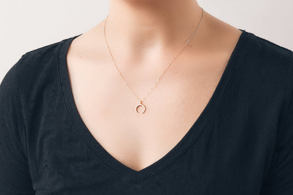 elizabeth.lyn Luna Mini Necklace
